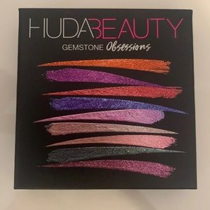 Huda Beauty Gemstone Obsessions